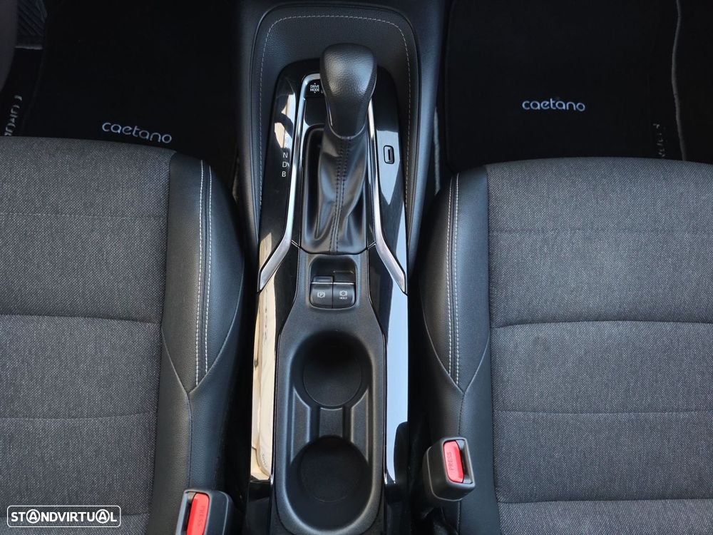 Toyota Corolla Touring Sports 1.8 Hybrid Comfort Plus - 18