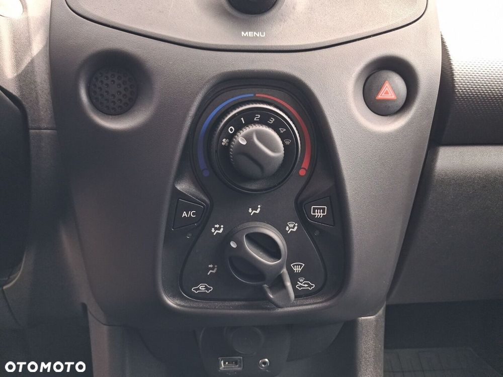 Toyota Aygo - 25