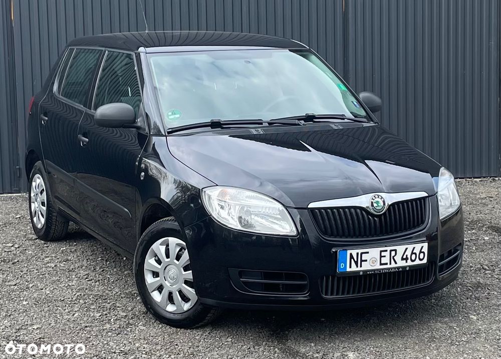 Skoda Fabia 1.2 HTP COOL EDITION - 2