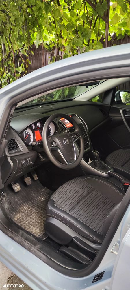 Opel Astra 1.6 TWINPORT ECOTEC Active - 3