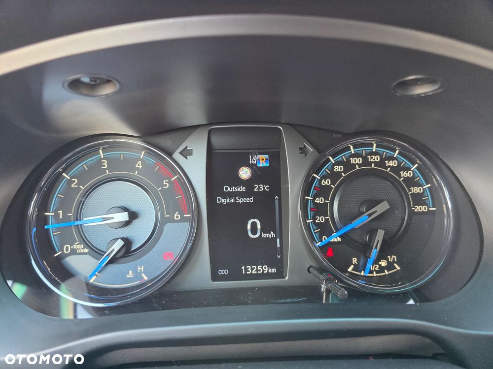 Toyota Hilux 2.8 D-4D Double Cab Invincible 4x4 - 13