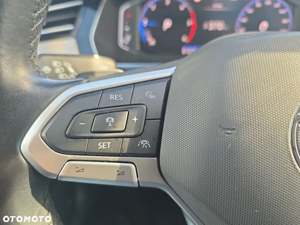 Volkswagen Passat - 29