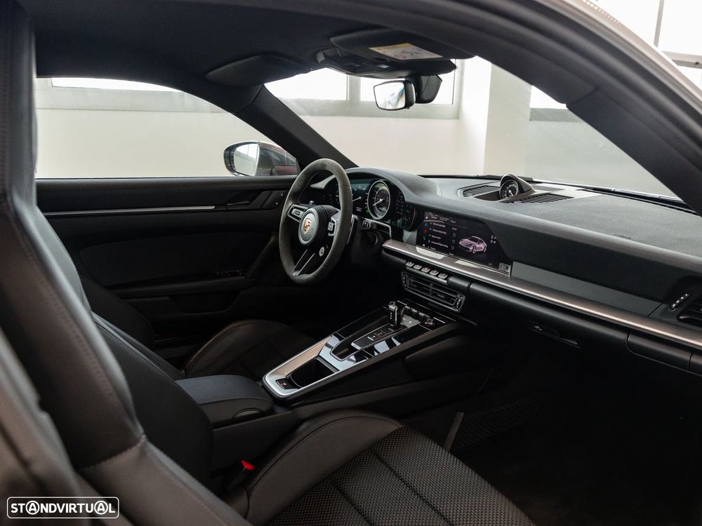 Porsche 911 (992) Carrera T PDK - 34