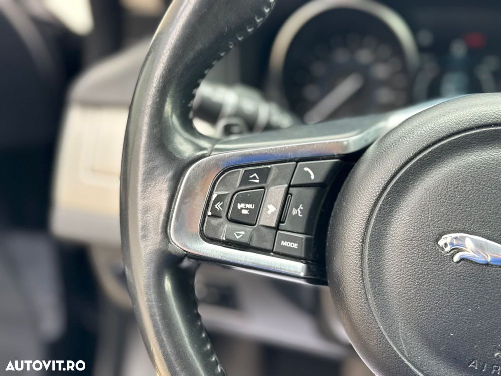 Jaguar XF 20d AWD Aut. Prestige - 9