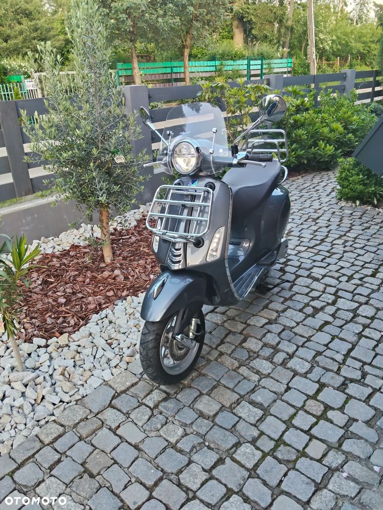 Piaggio Vespa - 1