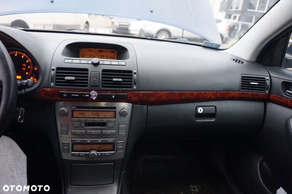 DESKA ROZDZIELCZA AIRBAG KONSOLA AVENSIS II T25 TOYOTA 2003-2006 - 1