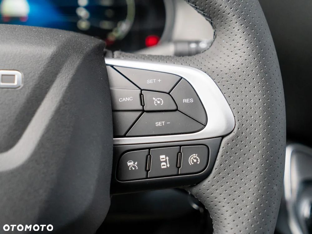 Iveco Daily 35S18HA8 3.0 kontener z windą - 15