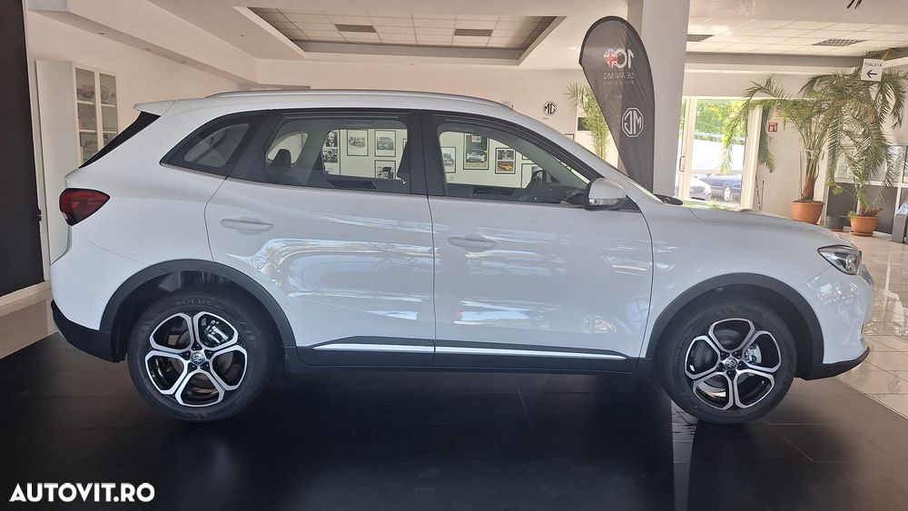 MG ZS HEV 1.5 GSI AT Excite - 3