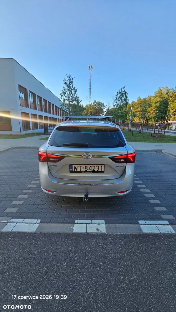 Toyota Avensis Touring Sports 1.6 D-4D - 8