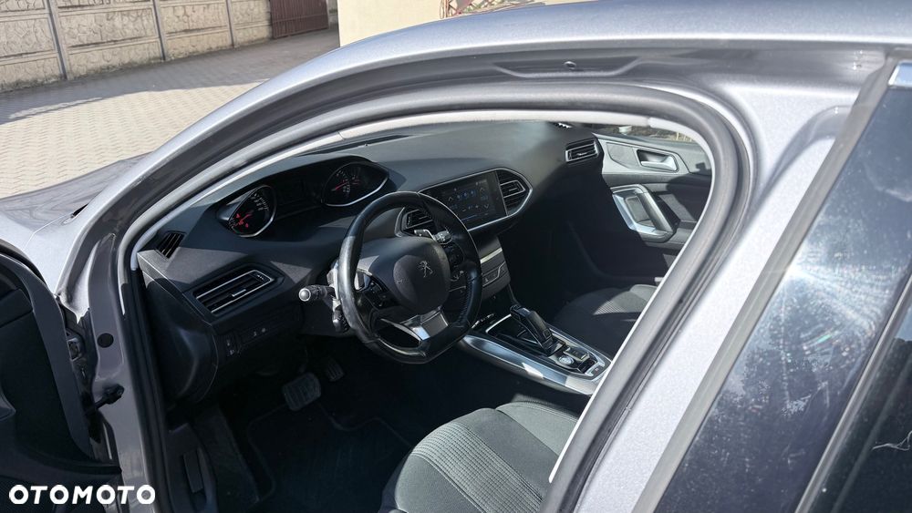 Peugeot 308 BlueHDi 130 EAT8 Stop & Start Allure - 10