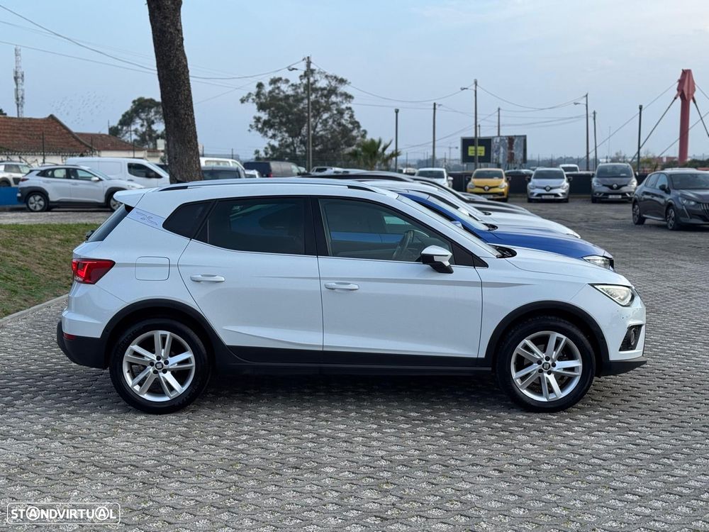 SEAT Arona 1.0 TSI FR - 4