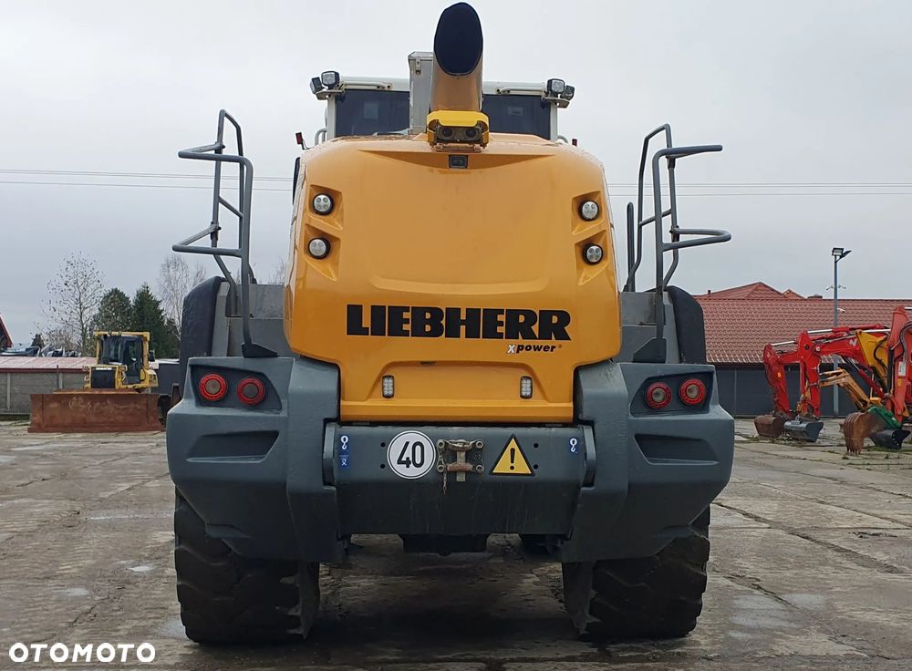 Liebherr L580 - 7