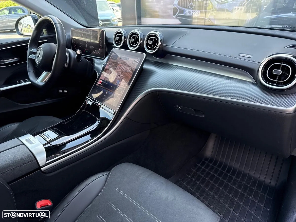 Mercedes-Benz C 300 e AMG Line - 14