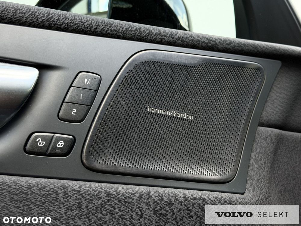 Volvo XC 60 - 21