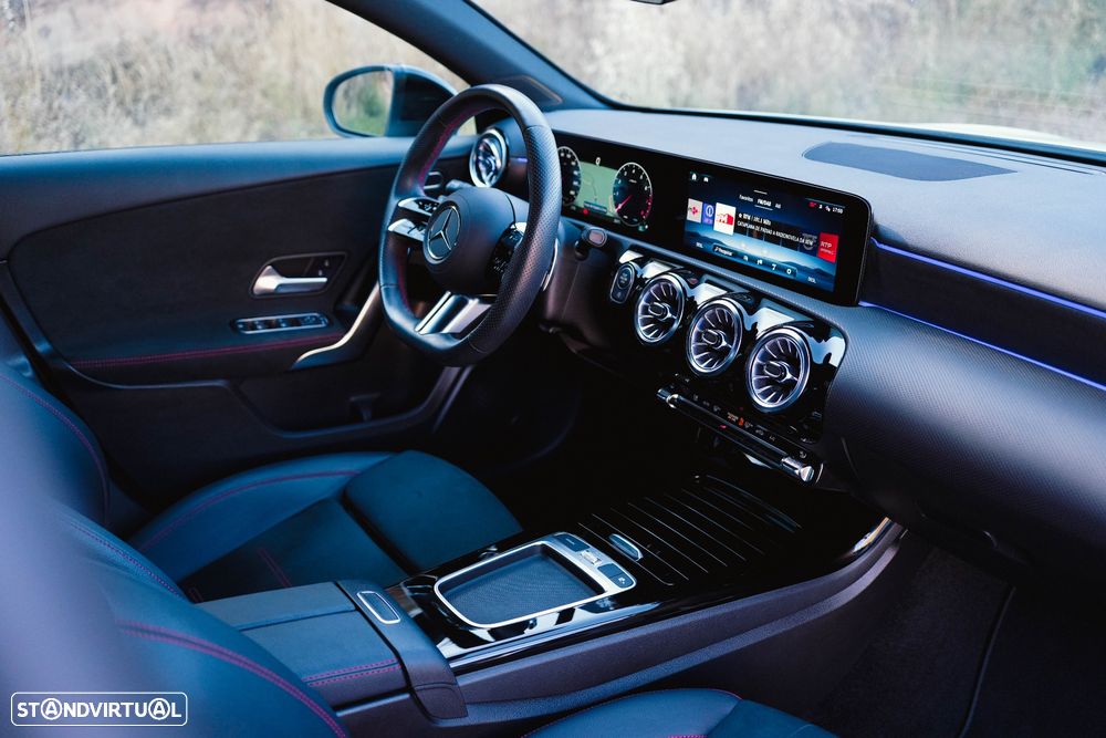Mercedes-Benz A 180 7G-DCT AMG Line - 24