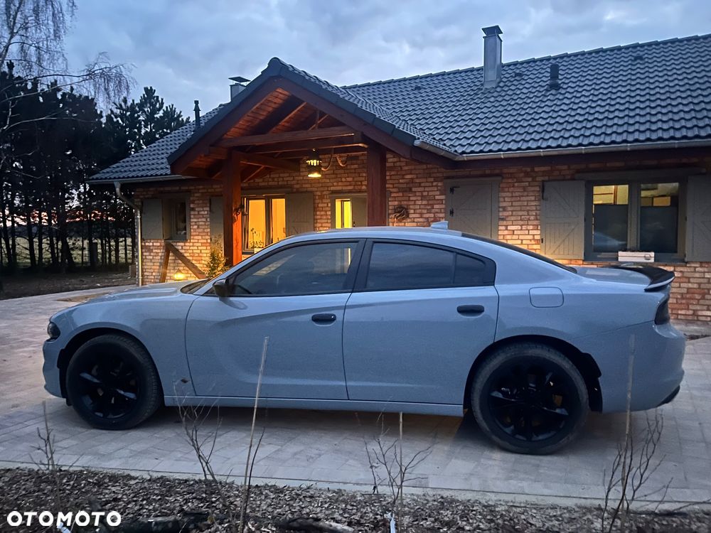 Dodge Charger - 5