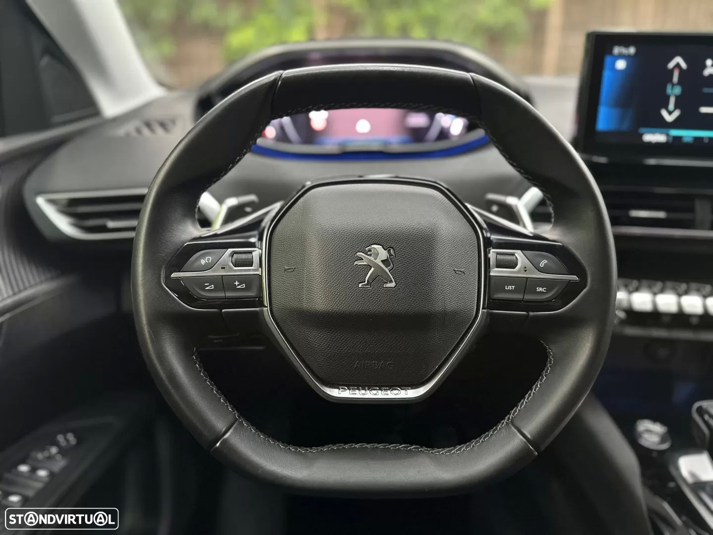 Peugeot 3008 1.2 PureTech Allure Pack EAT8 - 33
