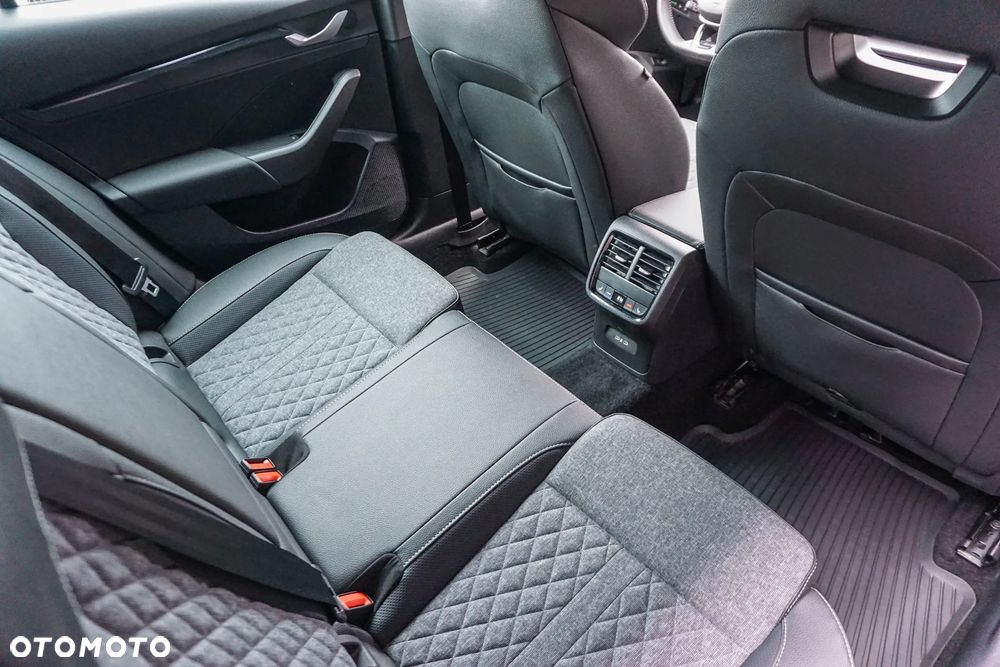 Skoda Octavia 2.0 TSI Sportline 4x4 DSG - 35