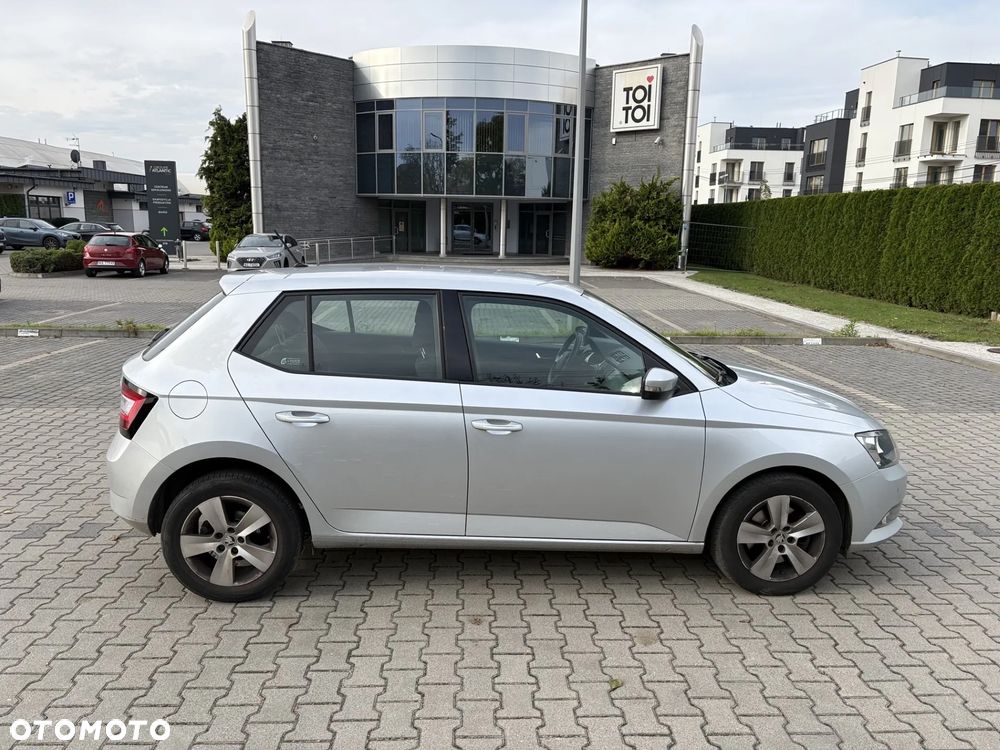 Skoda Fabia 1.0 TSI Ambition DSG - 5