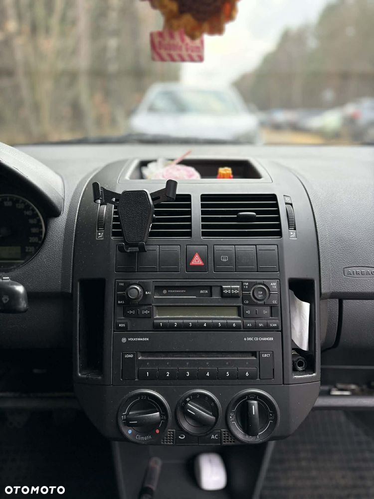 Volkswagen Polo - 12