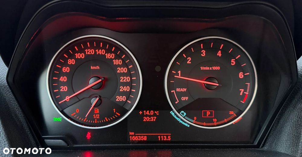BMW Seria 1 - 32