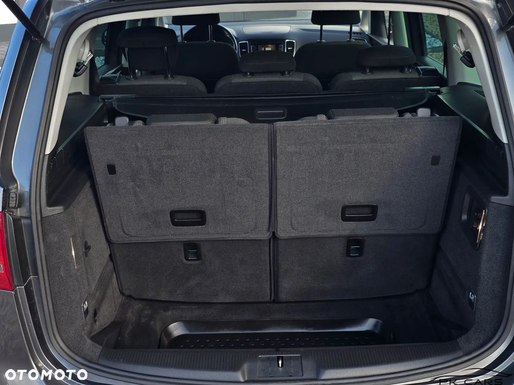 Volkswagen Sharan 2.0 TDI 4MOTION BlueMotion Technology Highline - 39