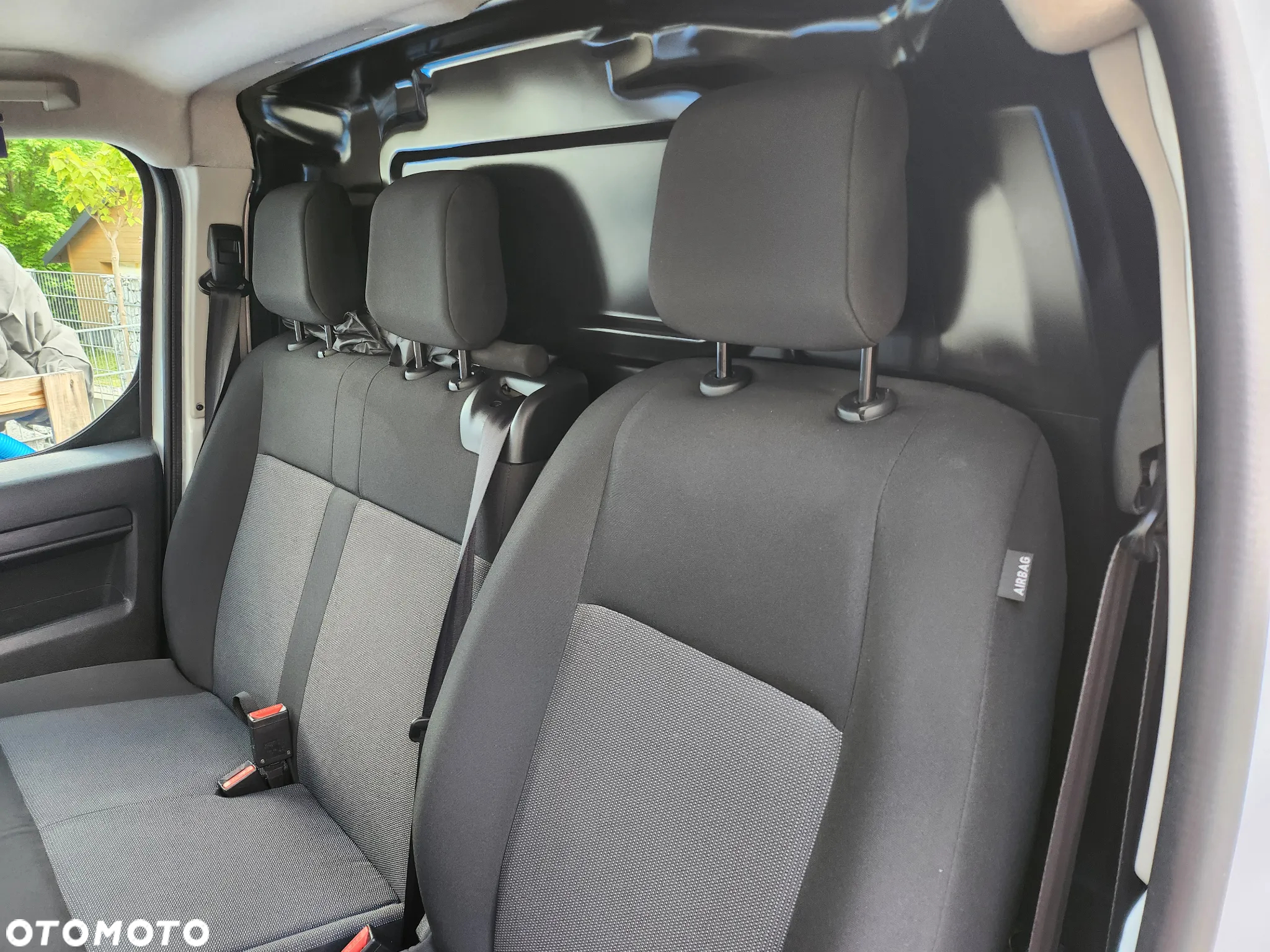 Opel Vivaro - 8