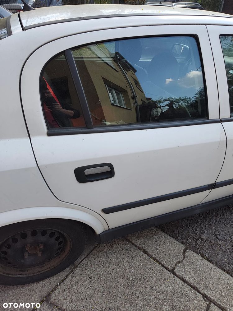 Opel Astra 1.4 - 14