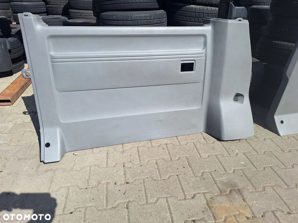 BOCZEK TAPICERKA LEWY PRAWY TYŁ VW TRANSPORTER T5 CARAVELLE LONG - 4