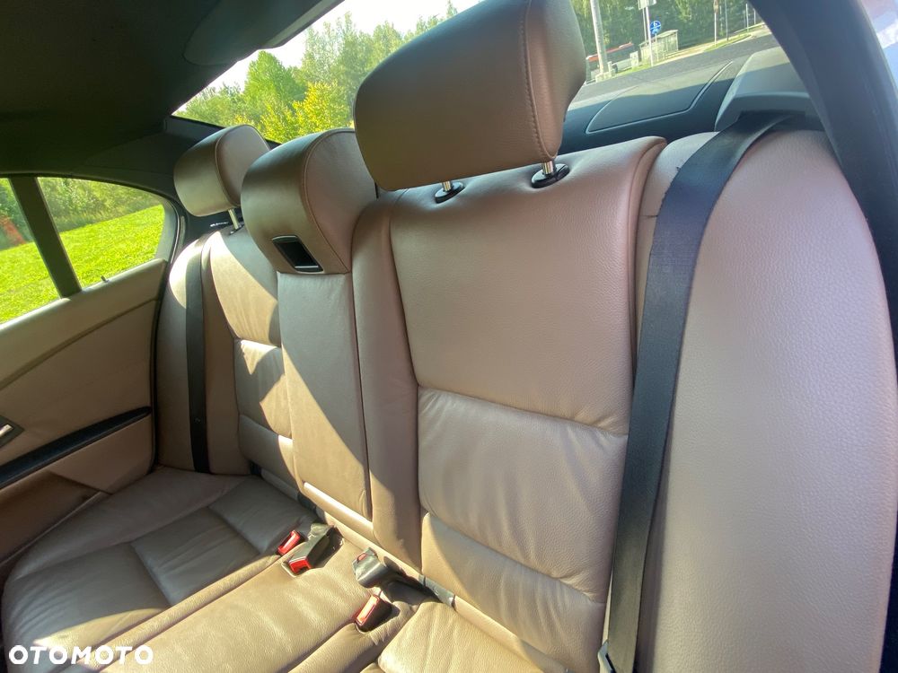 BMW Seria 5 - 22