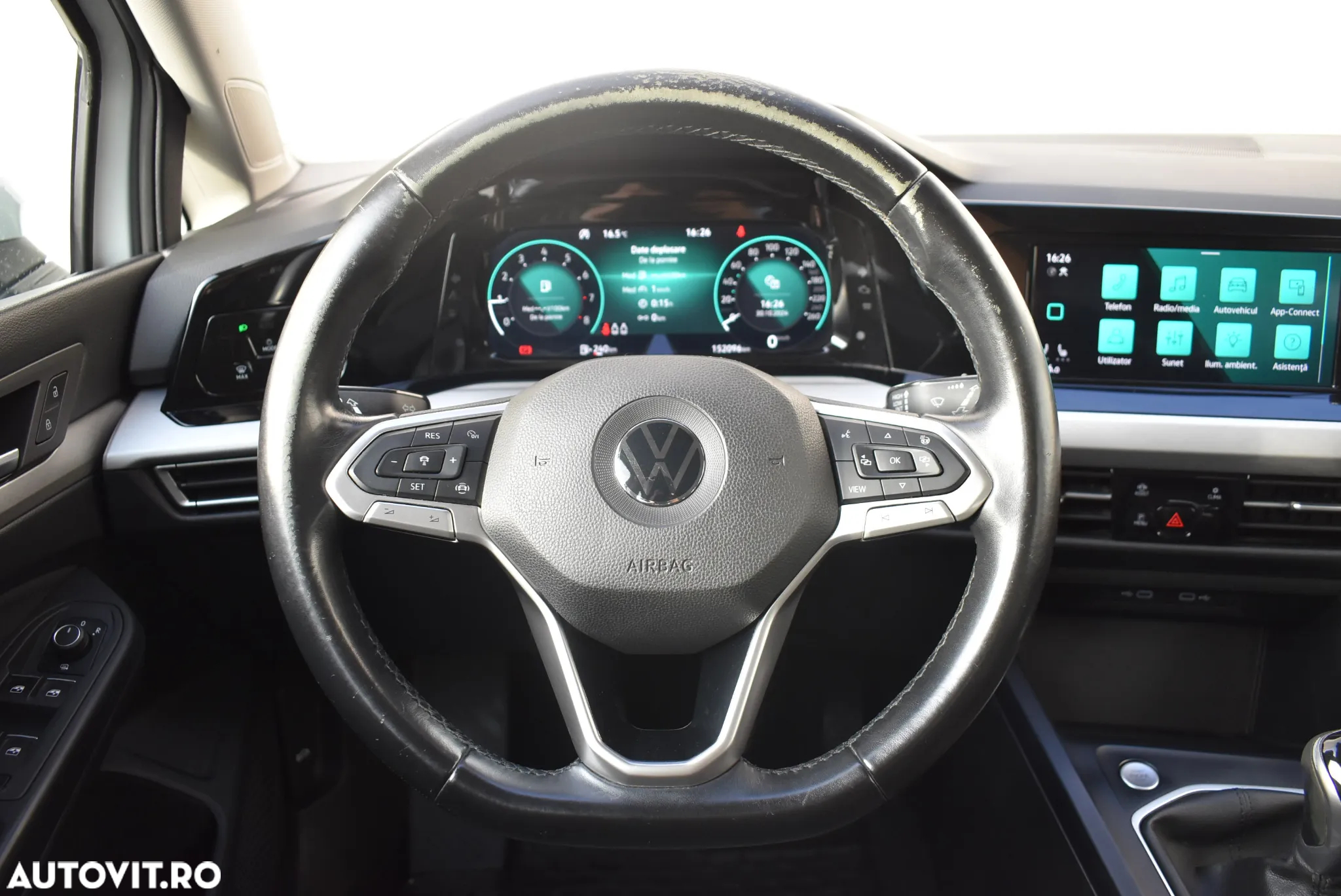 Volkswagen Golf 1.5 TSI ACT Life - 26