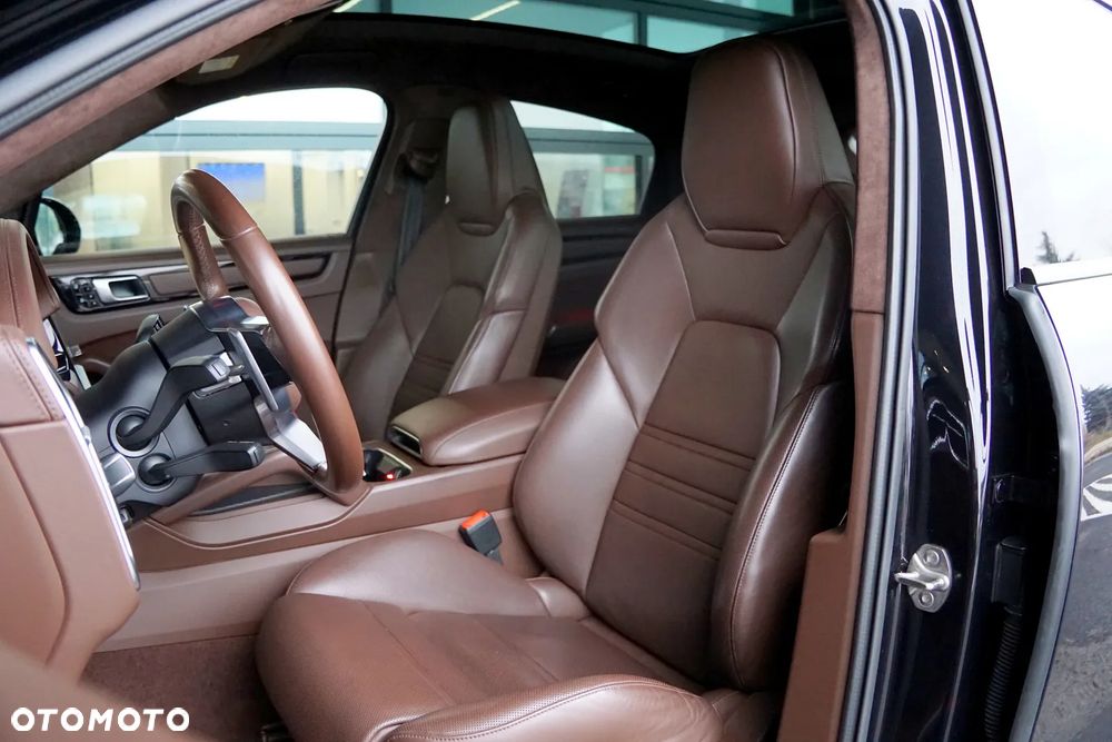 Porsche Cayenne GTS Tiptronic S - 19