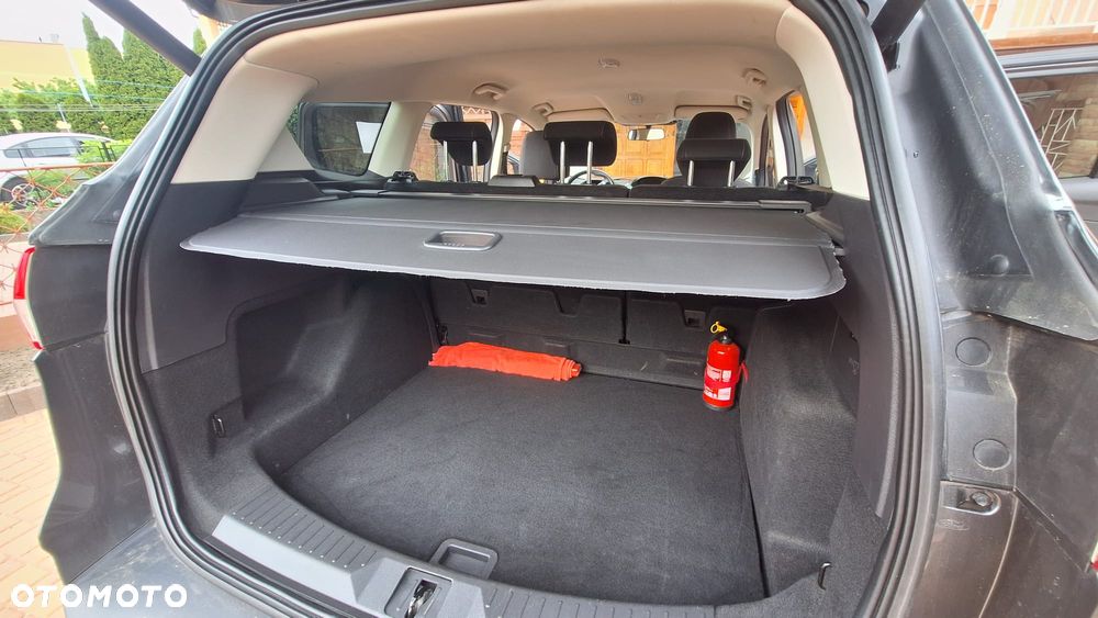 Ford Kuga 2.0 TDCi 2x4 Trend - 10