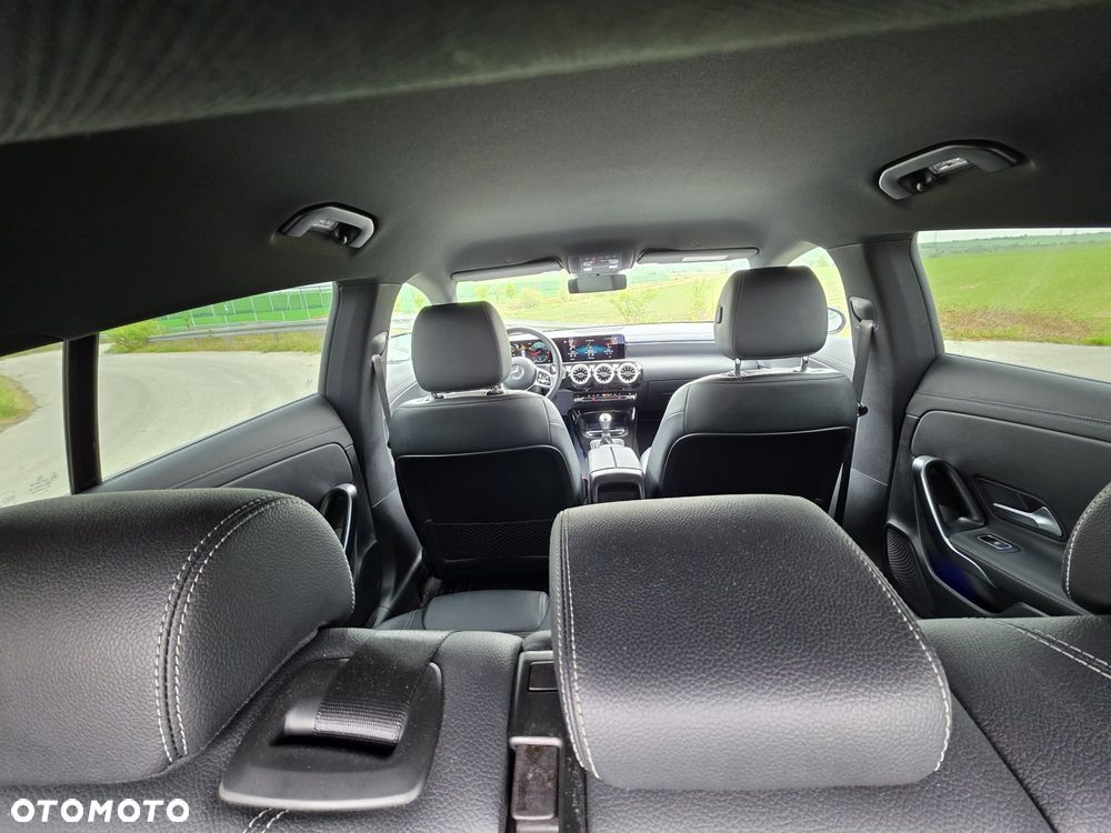 Mercedes-Benz CLA 180 Edition 2022 - 14