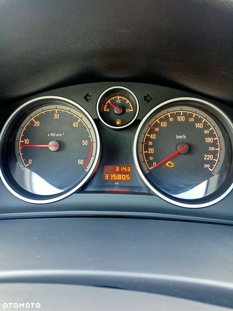 Opel Astra 1.9 CDTI DPF Innovation 110 Jahre - 7