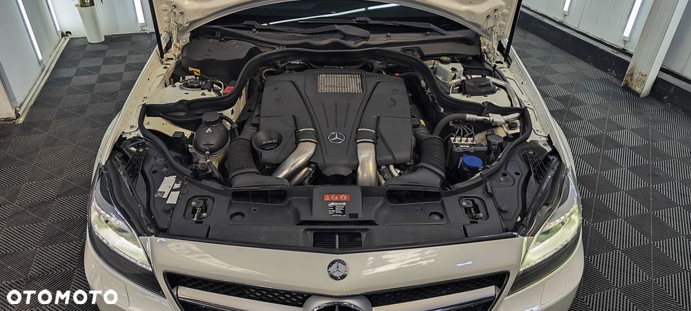 Mercedes-Benz CLS 500 4-Matic 7G-TRONIC - 25