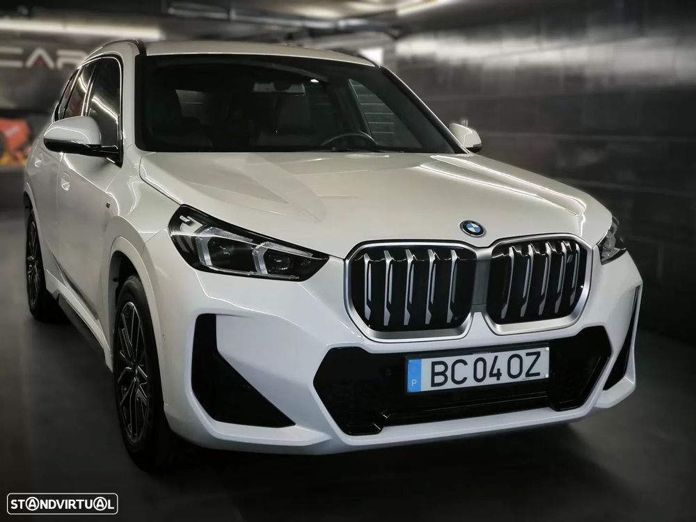 BMW iX1 xDrive30 Pack Desportivo M - 16