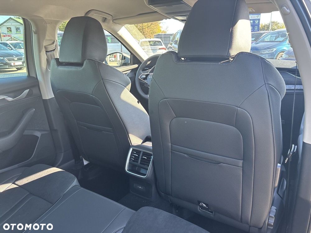 Skoda Octavia 1.5 TSI mHEV 30 Years DSG - 23