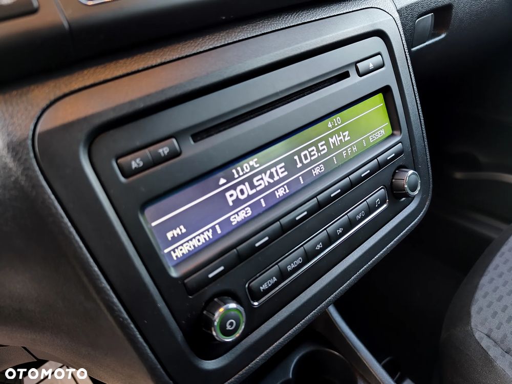 Skoda Fabia 1.2 HTP STYLE Edition - 34