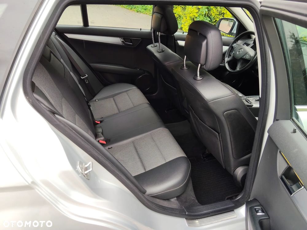 Mercedes-Benz Klasa C 180 Kompressor Automatik Avantgarde - 9