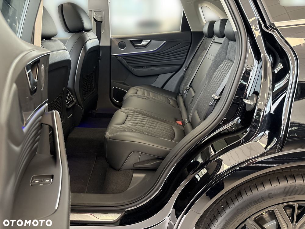 Hongqi HS5 2.0T Executive AWD - 11