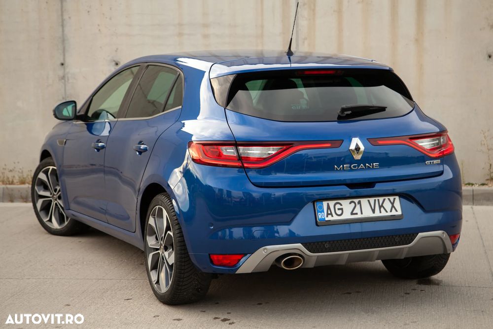 Renault Megane TCe 140 GPF GT LINE - 4