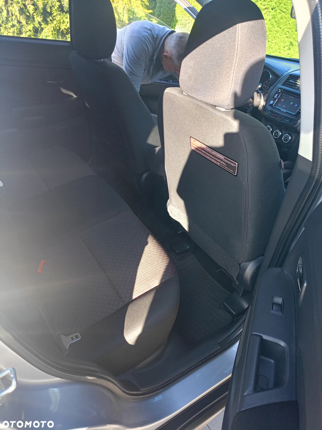 Mitsubishi Outlander - 7