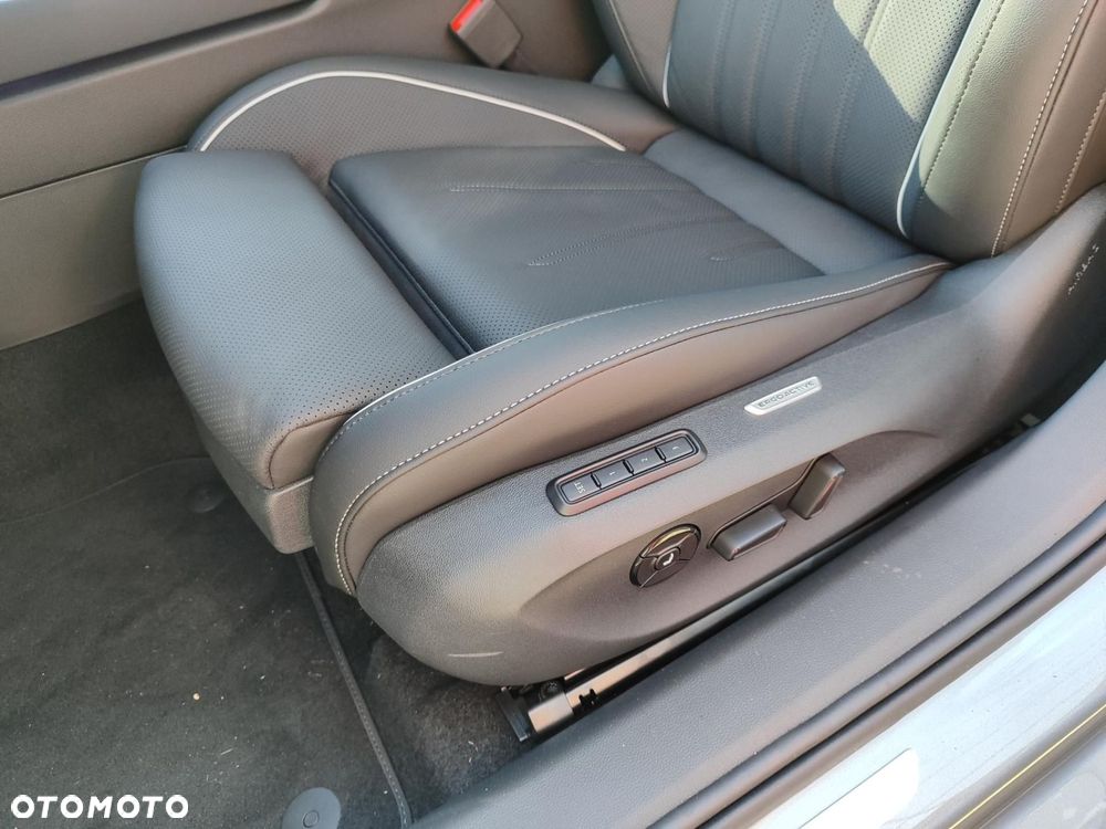 Volkswagen Passat - 15