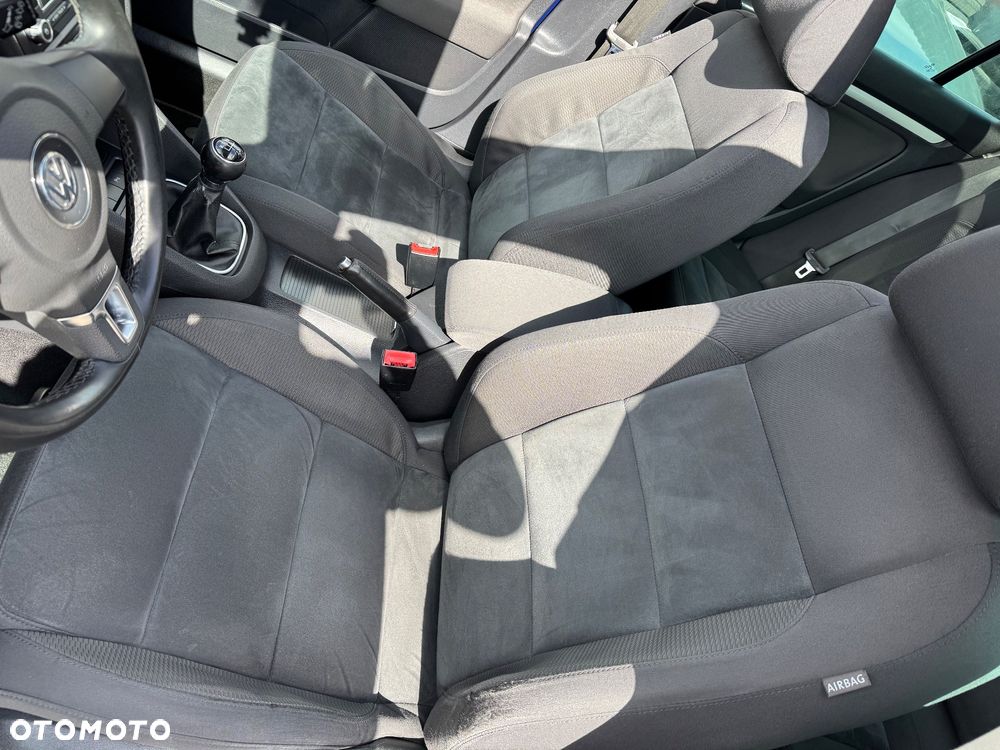 Volkswagen Golf - 14