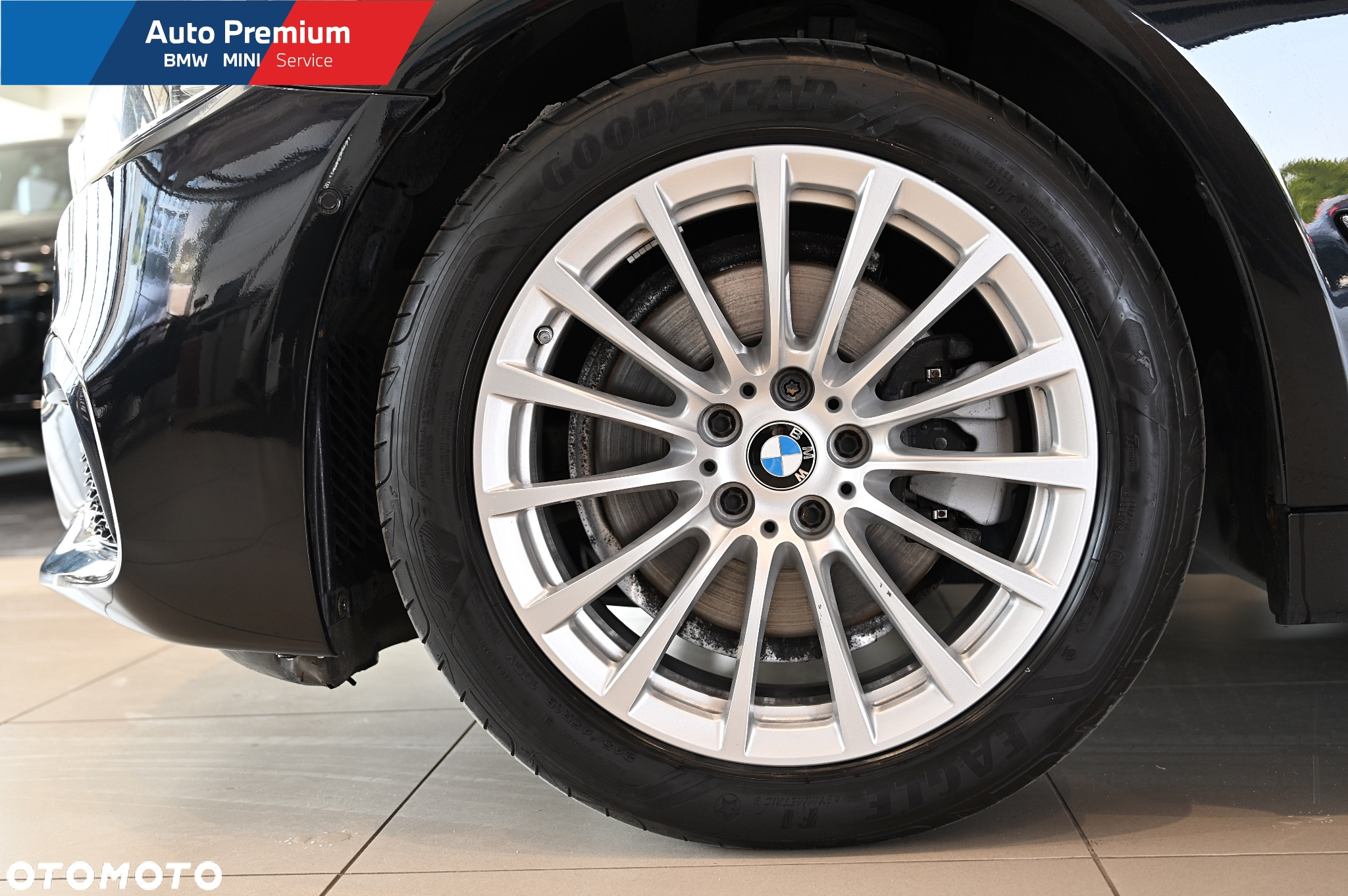 BMW Seria 5 520d xDrive - 9