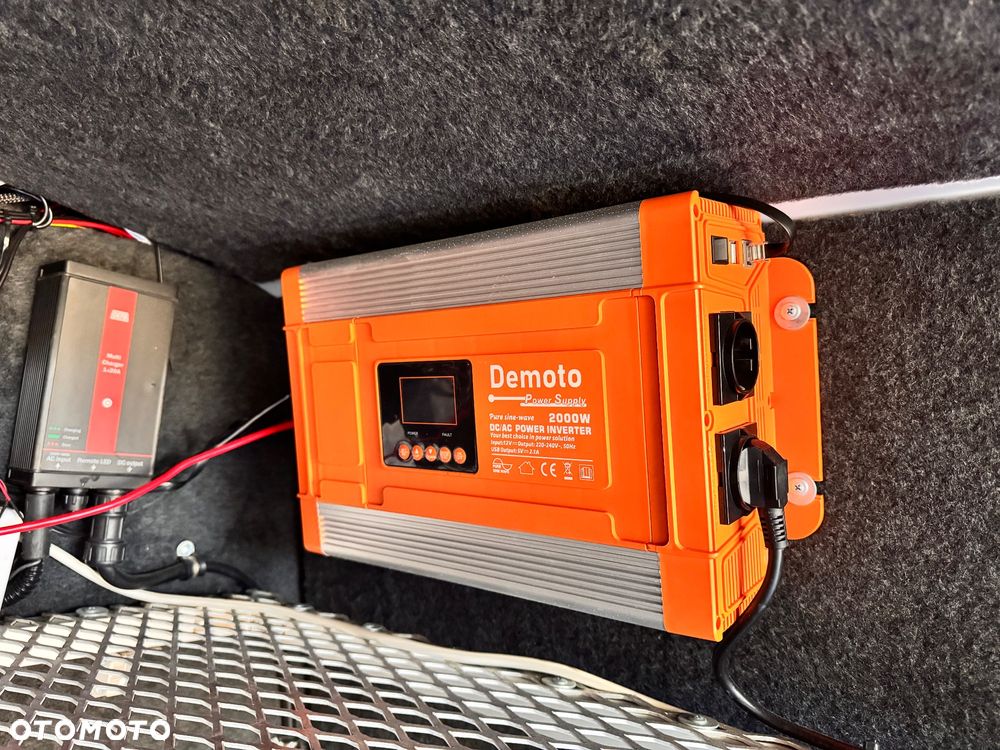 Volkswagen Transporter Kombi L2H1 M1 4Motion - 10