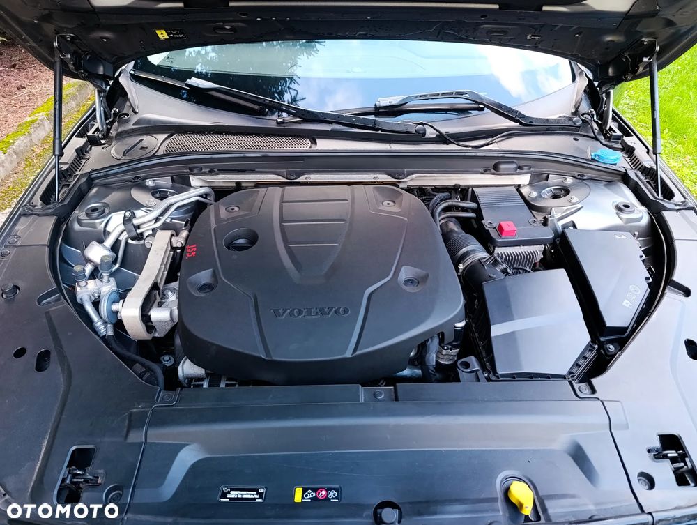 Volvo V90 D3 Momentum Pro - 17