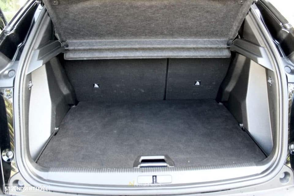 Peugeot 2008 1.2 PureTech Allure Pack - 17