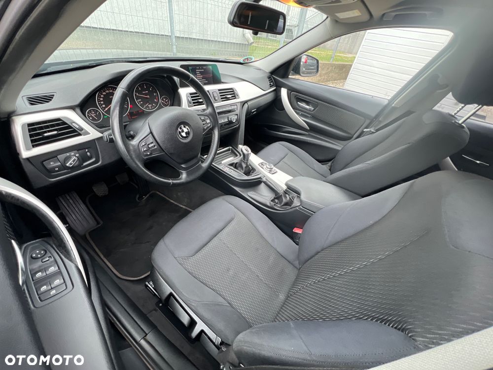 BMW Seria 3 - 11